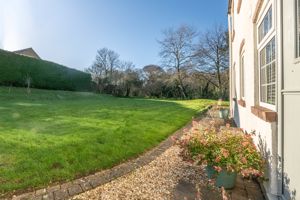 Front garden- click for photo gallery